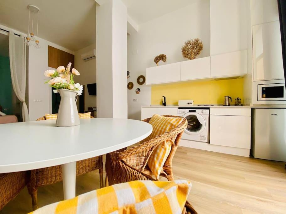 Beautiful And Charming Loft In Russafa Soho * Valence